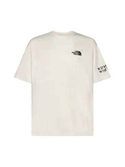 The North Face Logo Printed Crewneck T-shirt In White Dune
