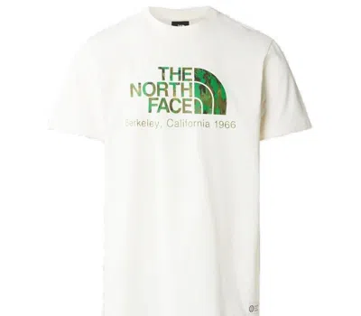 The North Face Logo-printed Crewneck T-shirt In White Dune/optic Emeral