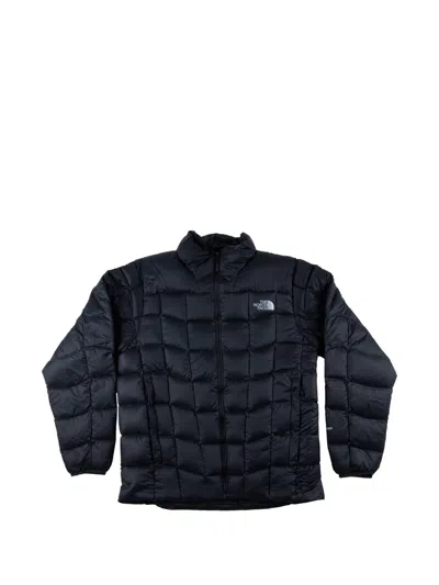 The North Face Logo-detail Padded Jacket In Blue