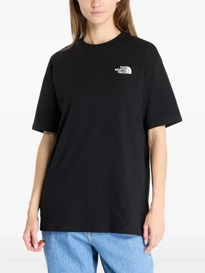 The North Face Logo-embroidered T-shirt In Black