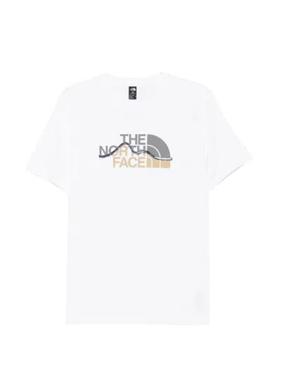 The North Face Man Mountain Line Regular Short Sleeve Tee In White