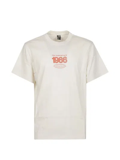 The North Face Man Track Relaxed Short Sleeve Tee In White