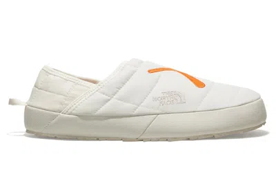 Pre-owned The North Face Men's  Thermoball Traction Mule Vs Kaws Orange Sneakers In Moonlight Ivory/persian Ora