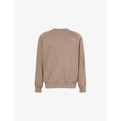 The North Face Mens Nse Graphic-print Raglan-sleeve Cotton-jersey Sweatshirt Mocha Brown/mushroom Gr