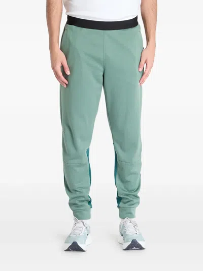 The North Face Mountain Athletics Fleece Pants In Green
