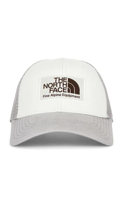 The North Face Mudder Trucker In Tnf Grey Heather & Tnf Medium Grey