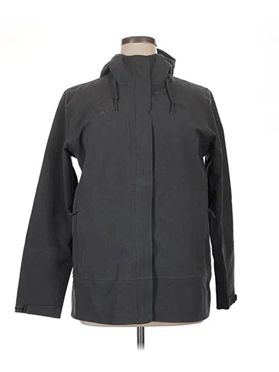 Pre-owned The North Face Raincoat In Gray