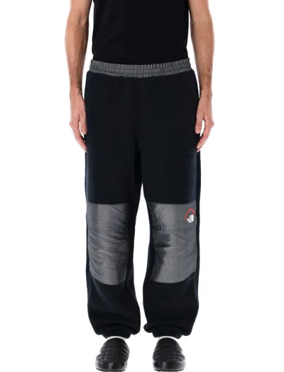 The North Face Retro Denali Pants In Tnf Black/grey 4o4
