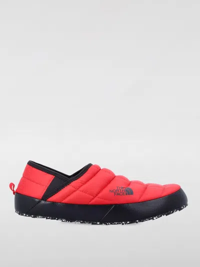 The North Face Shoes  Men Color Red In Rot