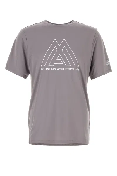 The North Face Grey Polyester T-shirt In Gray