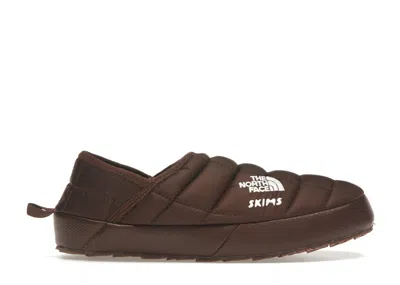Pre-owned The North Face Thermoball Traction Mule V Skims (women's) Sneakers In Cocoa