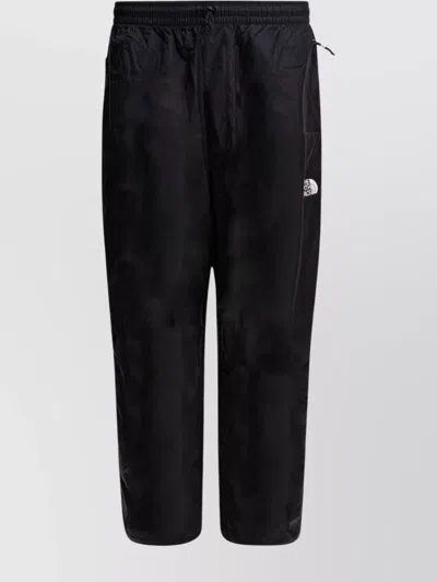 The North Face Trousers Elastic Waistband Pockets In Black