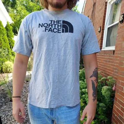 The North Face Unisex Short Sleeve Tee In Gray/black In Blue