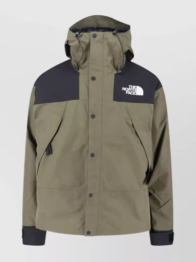 The North Face Versatile Jacket With Adjustable Hood And Pockets In Green