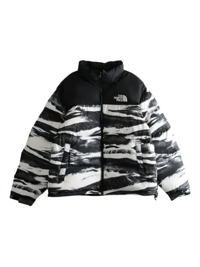 The North Face Wave-print Puffer Jacket In Multi