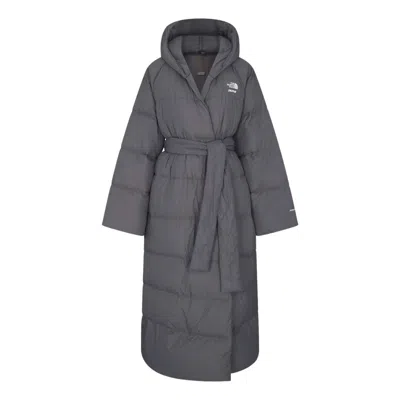 The North Face (wmns)  X Skims Fw25 Nuptse Wrap Parka 'gunmetal' In Gray