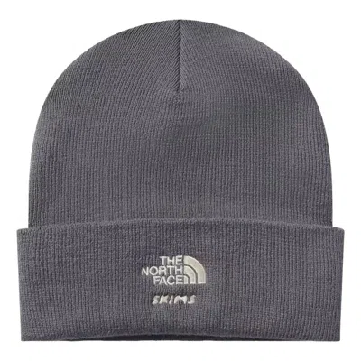 The North Face X Skims Fw25 Beanie 'gunmetal' In Gray