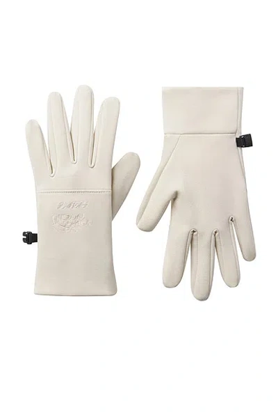 The North Face X Skims Gloves In White