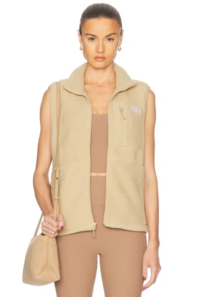 The North Face Yumiori Vest In Khaki Stone