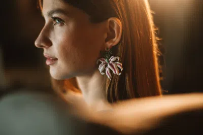The Pink Reef Women's Purple / White  Hibiscus Earring In Tropic Pearl In Purple/white