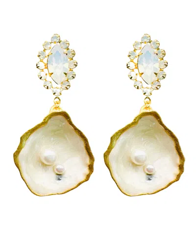 The Pink Reef Women's  Jewel Oyster In White Opal