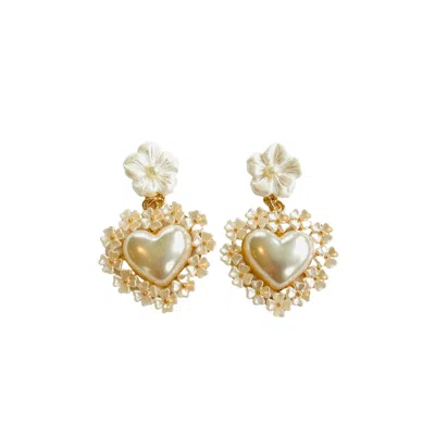 The Pink Reef Women's White Single Floral Heart Drop Earrings In Gold