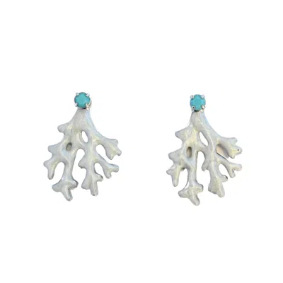 The Pink Reef Women's White  Mini Coral Earring In Pearl In Metallic