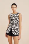 The Posse Romeo Vest In Noir Bloom