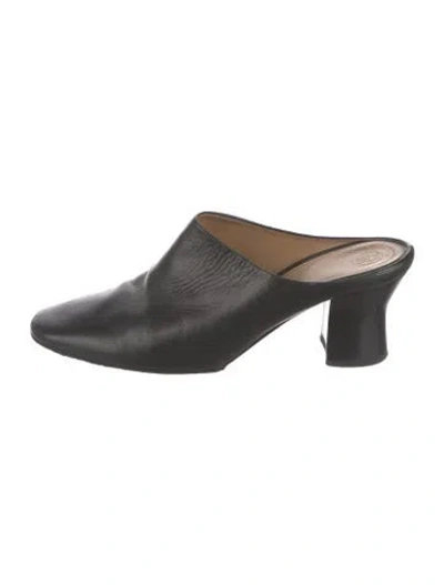 Pre-owned The Row Adela Leather Mules In Black