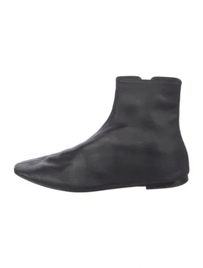 Pre-owned The Row Ava Leather Boots In Black