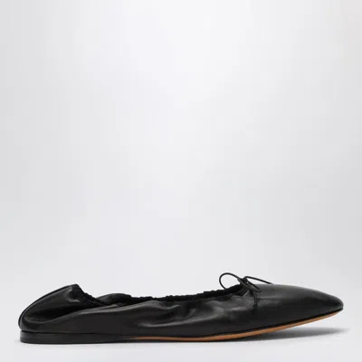 The Row 10mm Hereditas Leather Ballerina Flats In Black