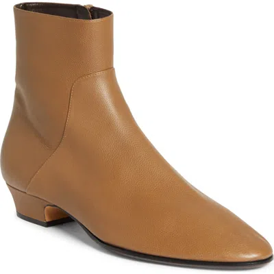 The Row Hereditas 25 Leather Ankle Boots In Fawn