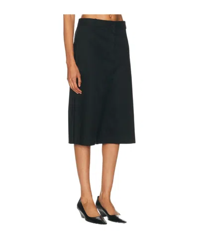 The Row Belt Loop Shorts In Black
