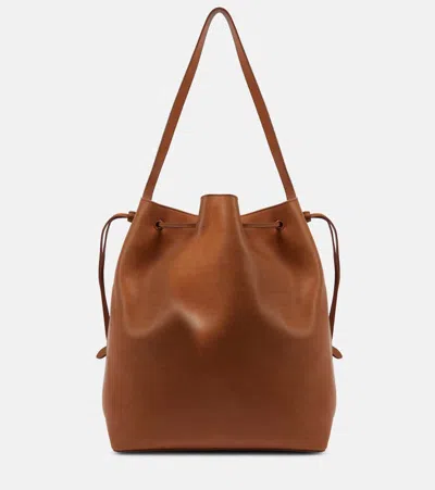 The Row Belvedere Leather Bucket Bag In Coffee