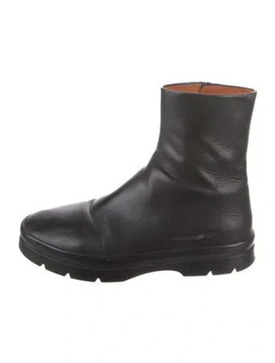 Pre-owned The Row Billie Leather Boots In Black