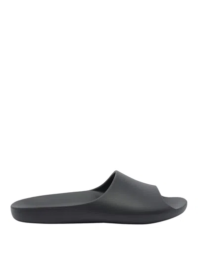 The Row Ama Rubber Flat Slide Sandals In Black