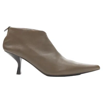 The Row Bourgeoise Stretch Pointy Curved Heel Low Bootie In Gray