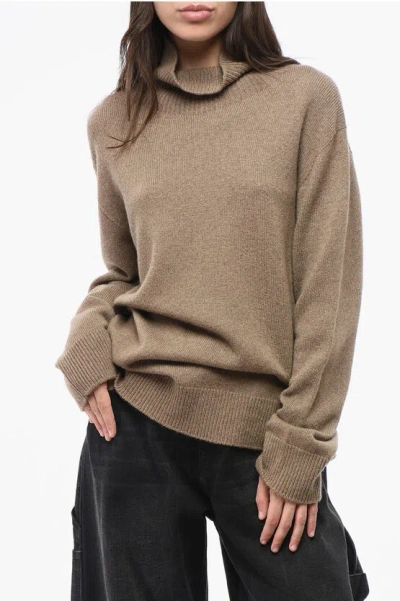 The Row Cashmere Hepny Turtleneck Sweater