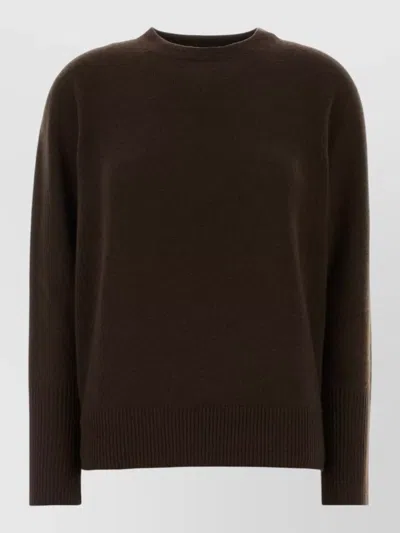 The Row Cashmere Odelle Crew Neck Sweater In Brown