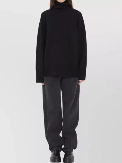 The Row Cashmere Wool Turtleneck Long Sleeve Top In Black