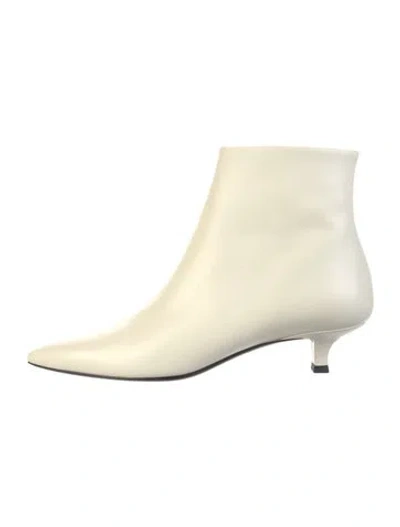 Pre-owned The Row Coco Leather Boots In White