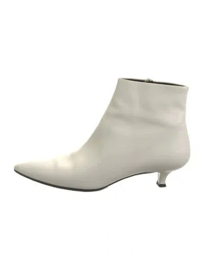 Pre-owned The Row Coco Leather Boots In White