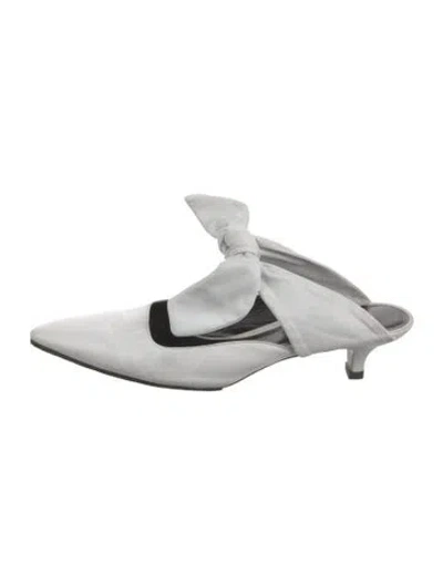 Pre-owned The Row Coco Leather Mules In White