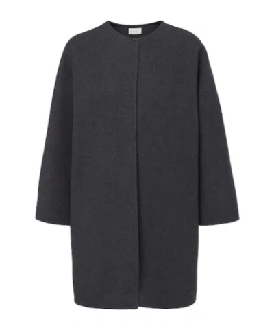 The Row Cove Oversized Cashmere And Wool Coat In Gray