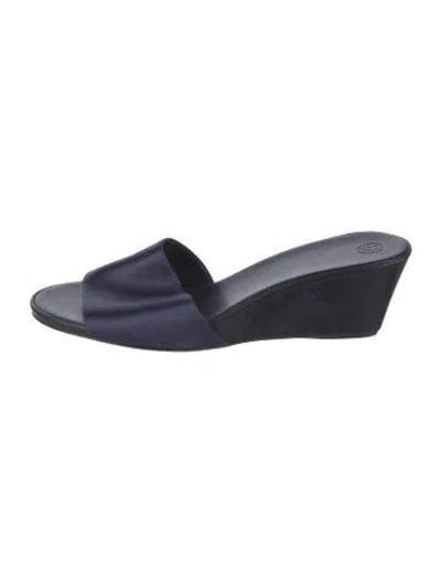 Pre-owned The Row Daisy Slides In Black