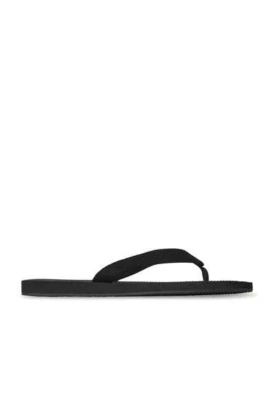The Row Dune Leather Thong Sandals In Black