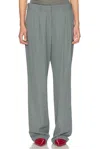 The Row Everhart Pleated Virgin Wool Blend Gabardine Straight Leg Pants In Timouse Grey