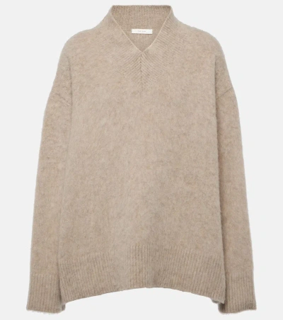 The Row Fayette Cashmere V-neck Jumper In Beige