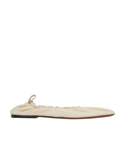 The Row Flat-bottomed Ballet Shoes In Nude