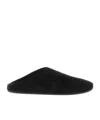 The Row Slippers Hudson In Pelle Scamosciata Nera Uomo In Black